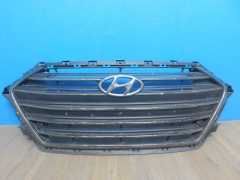 Решетка радиатора Hyundai Elantra 6 15-18