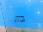 Стекло двери передней правой Nissan Note