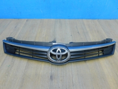 Решетка радиатора Toyota Camry V50 2014